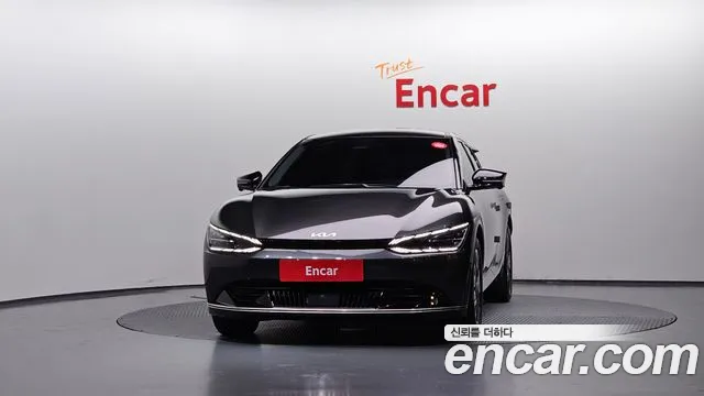 Kia EV6 — Фото автомобиля 3