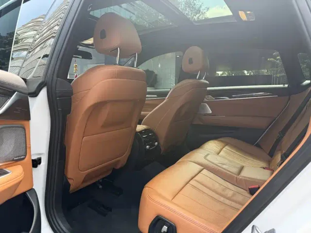 BMW 6 Series Gran Turismo — Фото автомобиля 20