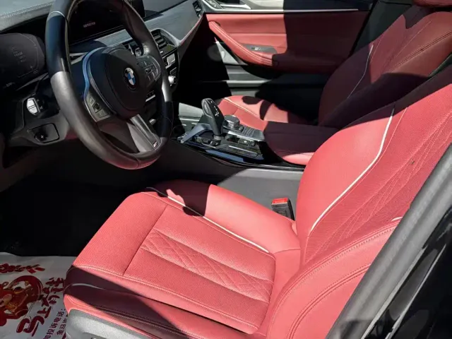 BMW 5 Series — Фото автомобиля 4