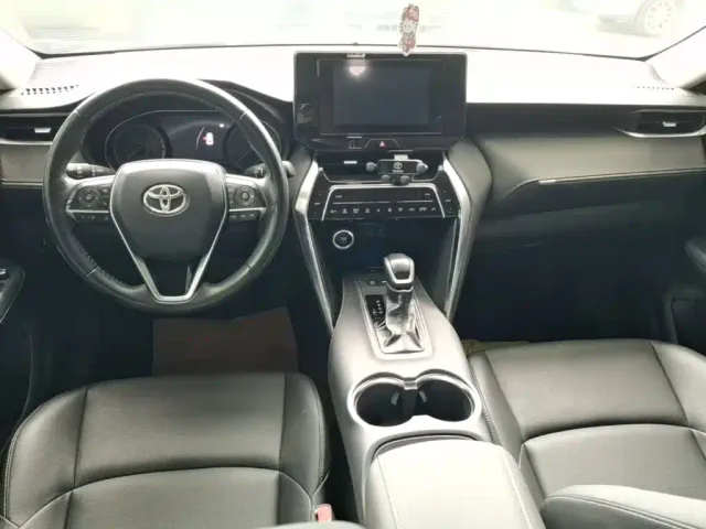 Toyota Venza — Фото автомобиля 9