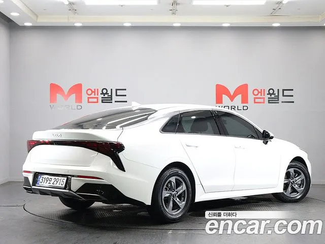 Kia K5 Новый K5 3 поколение 2.0 LPi(Для проката) — Фото автомобиля 3
