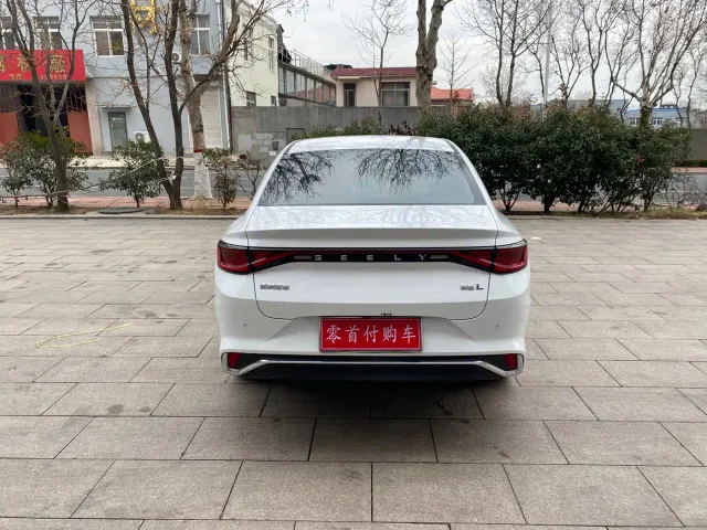 Geely Emgrand L — Фото автомобиля 4