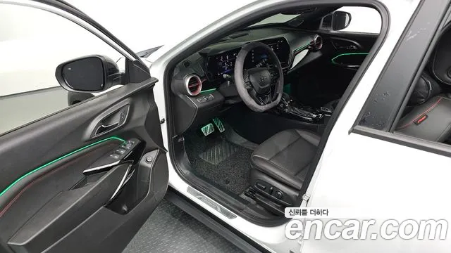 ChevroletGMDaewoo Trax Trax Кроссовер — Фото автомобиля 10