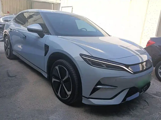 BYD Song L EV — Фото автомобиля 3