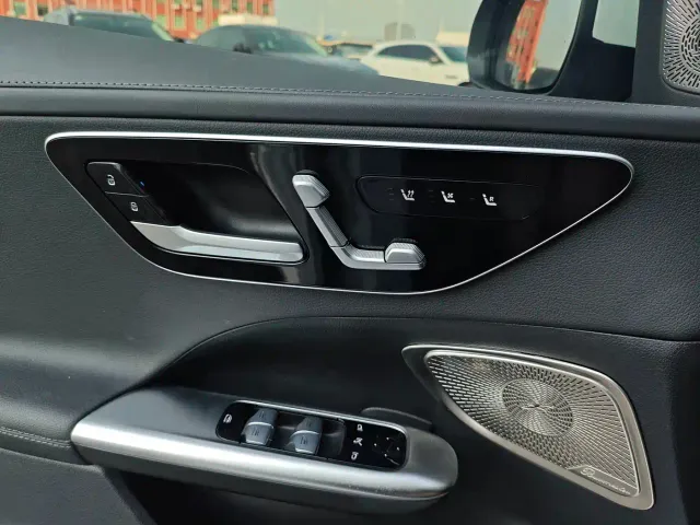 Mercedes-Benz C-Class — Фото автомобиля 10