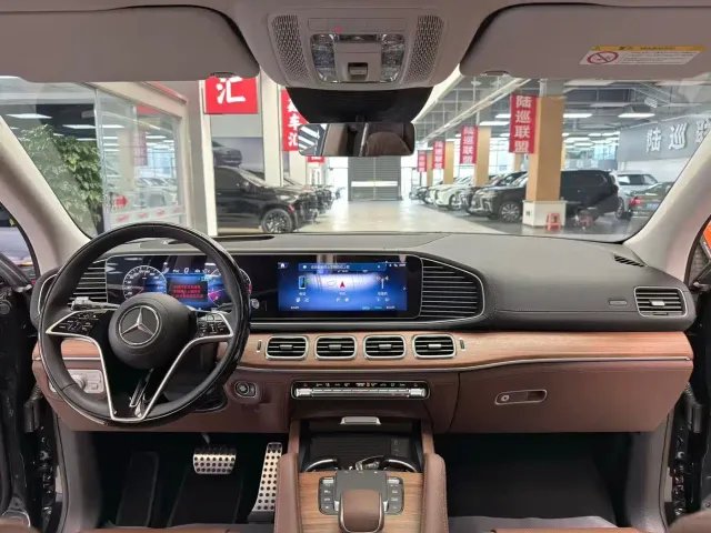 Mercedes-Benz GLS-Class — Фото автомобиля 4