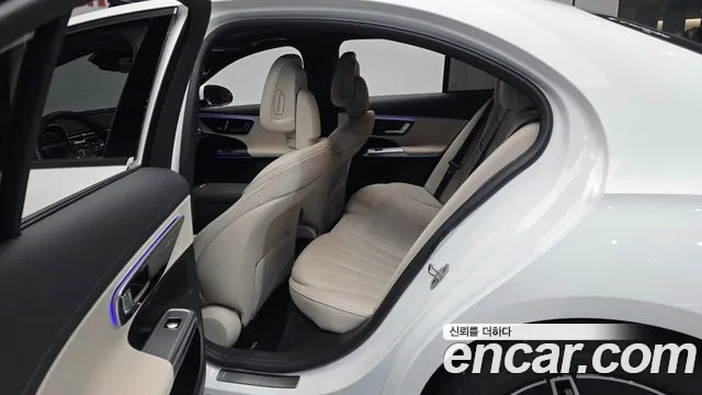 Mercedes-Benz E-Class W214 — Фото автомобиля 17