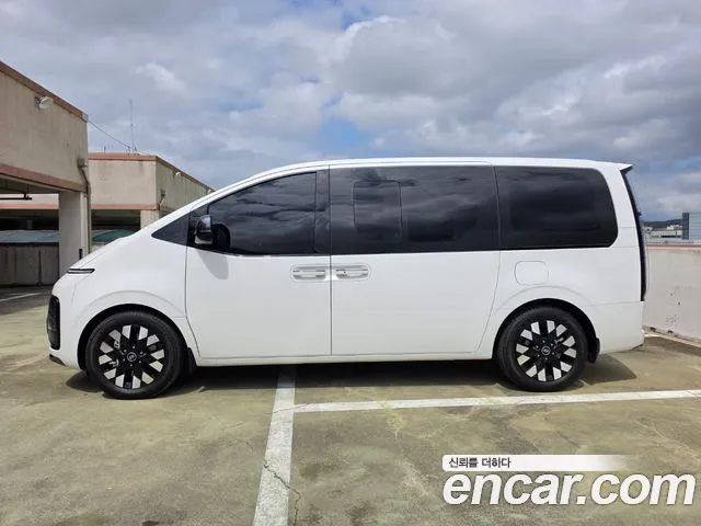 Hyundai Staria — Фото автомобиля 3