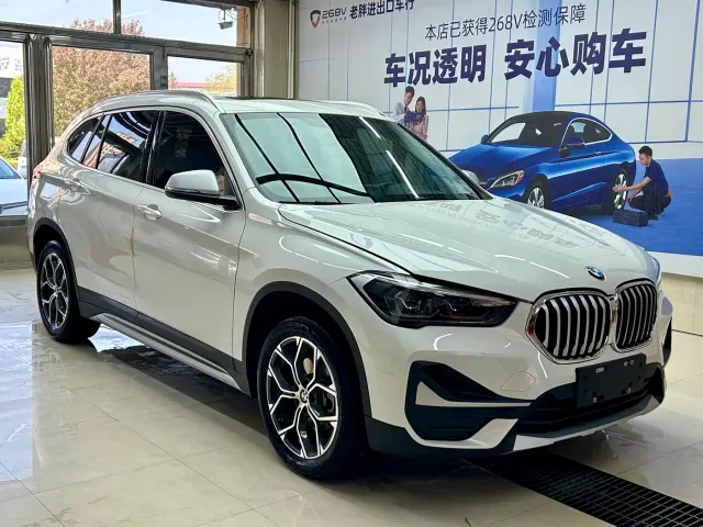 BMW X1 — Фото автомобиля 3