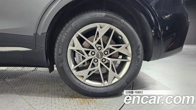 Genesis GV70 2.5T Бензин AWD — Фото автомобиля 20