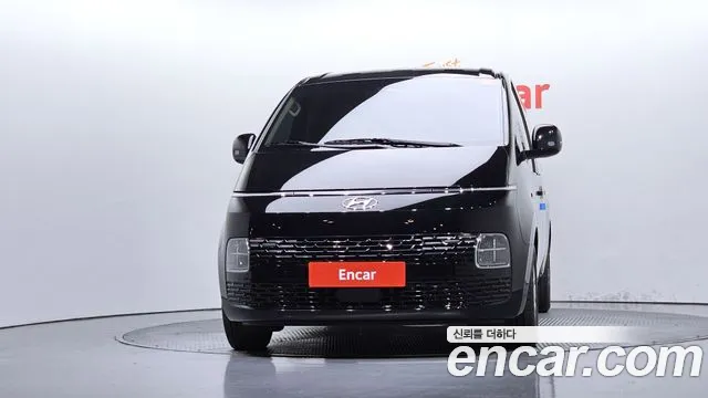 Hyundai Staria — Фото автомобиля 3