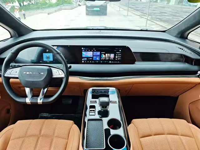 Forthing Xinghai V9 — Фото автомобиля 13