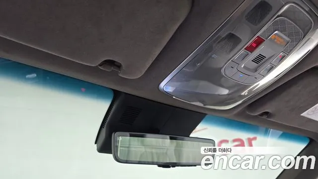 Genesis GV70 2.5T Бензин AWD — Фото автомобиля 16