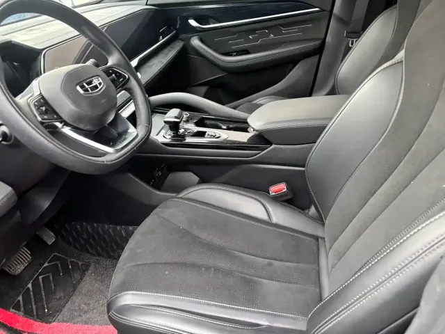 Geely Xingyue L — Фото автомобиля 4