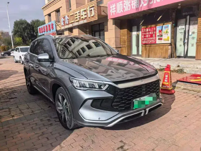 BYD Song Pro — Фото автомобиля 3