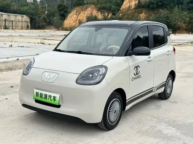 Фотография автомобиля — Wuling Hongguang Mini EV
