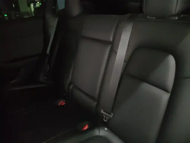 Tesla Model Y — Фото автомобиля 14