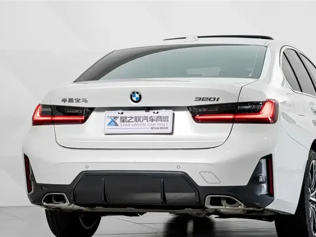 BMW 3 Series — Фото автомобиля 7