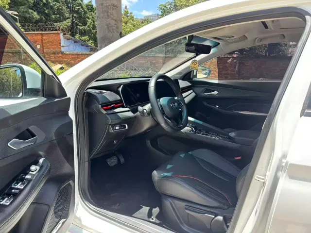 Geely Binrui — Фото автомобиля 5