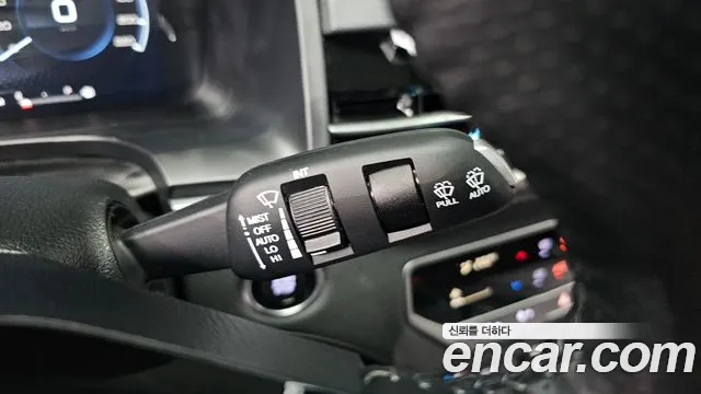 KG_Mobility_Ssangyong Rexton Новый Rexton Sport Khan Дизель 2.2 4WD — Фото автомобиля 18