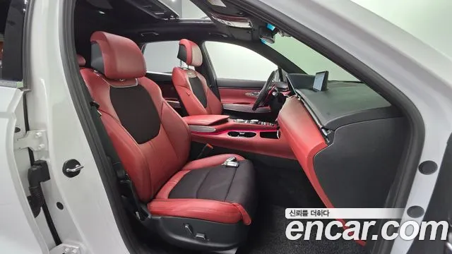 Genesis GV70 2.5T Бензин 2WD — Фото автомобиля 10