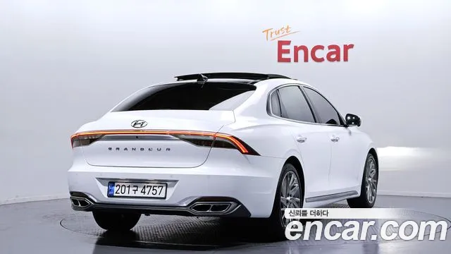 Hyundai Grandeur Новый Grandeur IG — Фото автомобиля 2