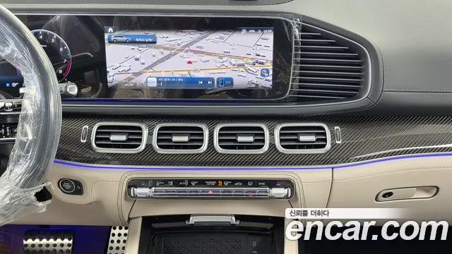 Mercedes-Benz GLS-Class — Фото автомобиля 11