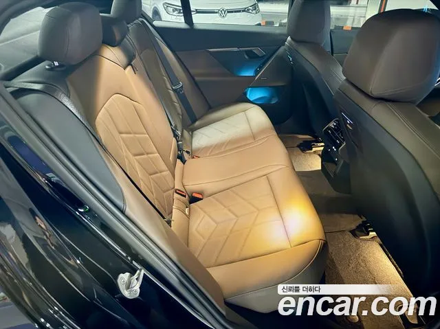 BMW 5 Series G60 — Фото автомобиля 5