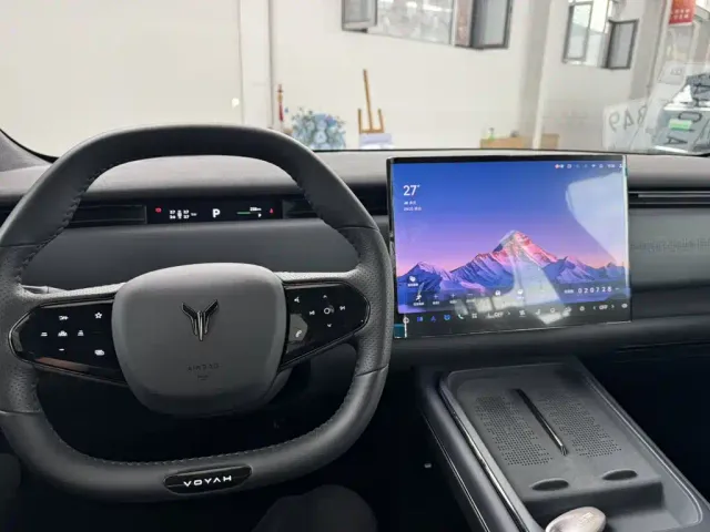 Voyah Auto Voyah Zhiyin 2024 4WD Global Edition — Фото автомобиля 16