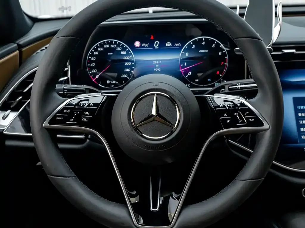 Mercedes-Benz Mercedes-Benz E-Class 2026 E 300 L Luxury — Фото автомобиля 16