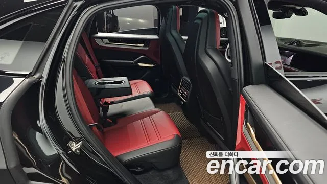 Porsche Cayenne PO536 — Фото автомобиля 17