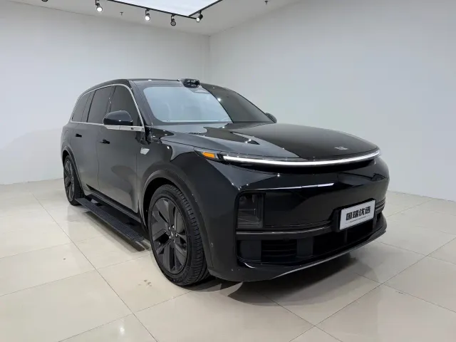 Li Auto L9 — Фото автомобиля 3