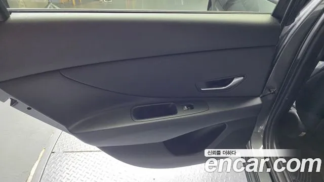 Hyundai AVANTE Avante (CN7) — Фото автомобиля 24