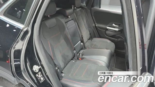 Mercedes-Benz GLA-Class H247 — Фото автомобиля 18