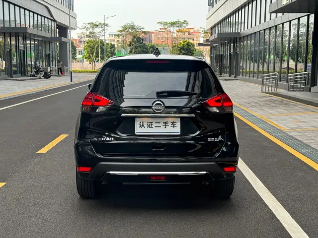Nissan X-Trail — Фото автомобиля 6