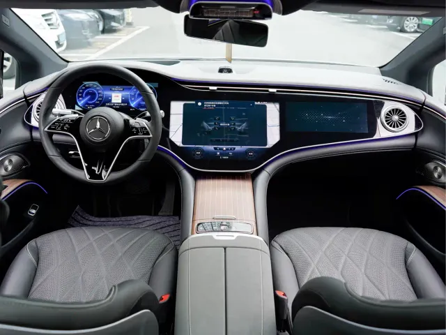 Mercedes-Benz EQS — Фото автомобиля 15