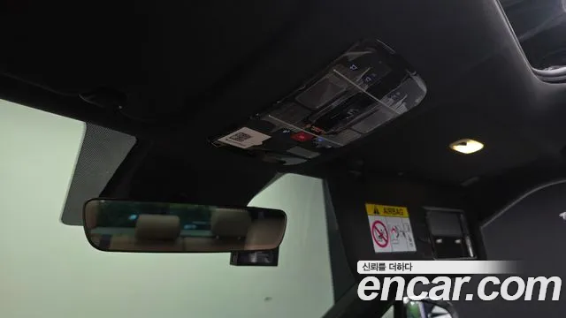 Hyundai Santafe Santa Fe (MX5) Бензин 2.5T 2WD — Фото автомобиля 8