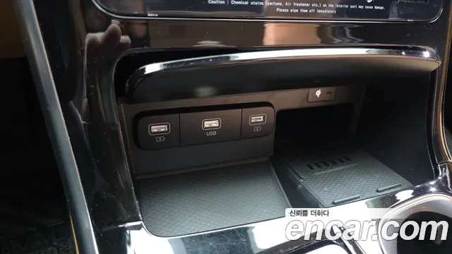 Kia Canival Carnival 4 поколение Бензин 7 мест Signature — Фото автомобиля 26