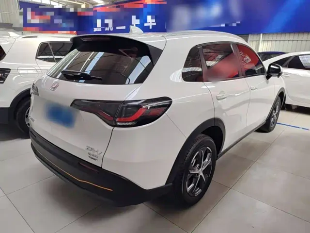 Honda ZR-V — Фото автомобиля 4