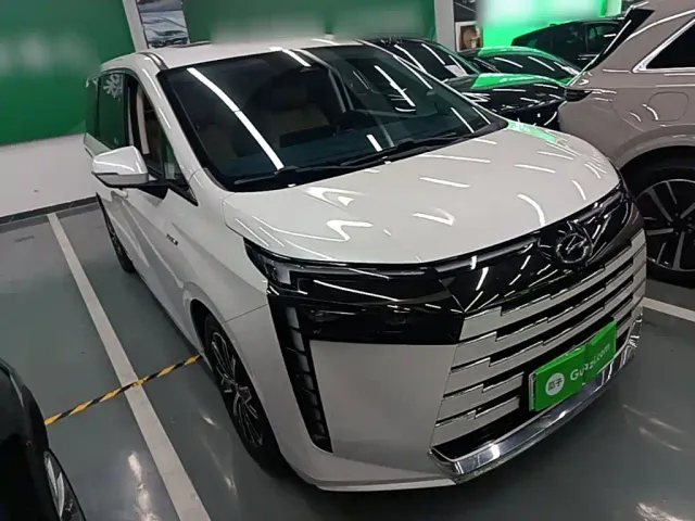 GAC Trumpchi E8 — Фото автомобиля 3