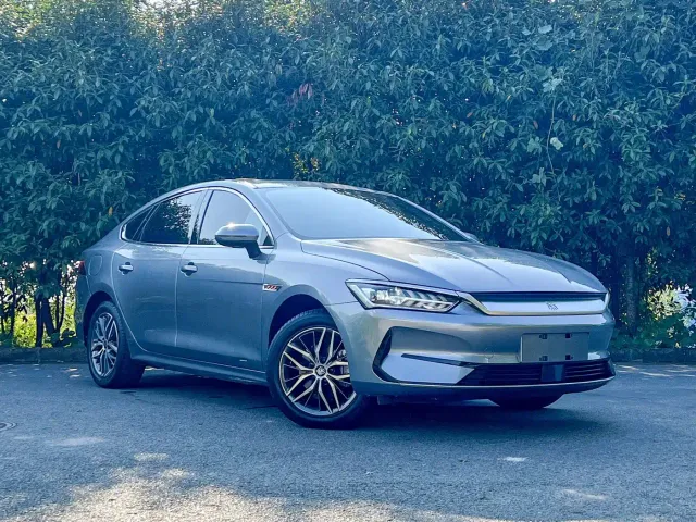 BYD Qin PLUS — Фото автомобиля 3