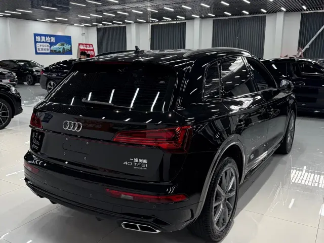 Audi Q5L — Фото автомобиля 9