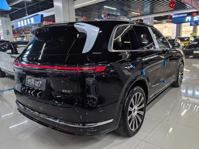 Aito M7 — Фото автомобиля 5
