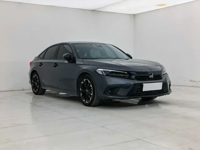 Honda Civic — Фото автомобиля 2