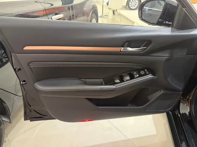 Nissan Teana — Фото автомобиля 5