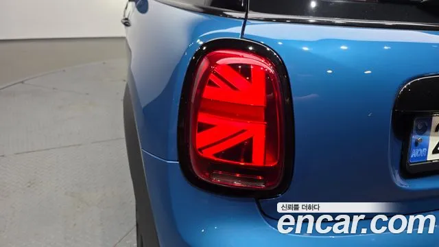 MINI Cooper — Фото автомобиля 23