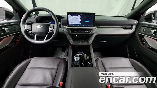 Ford Explorer — Фото автомобиля 7