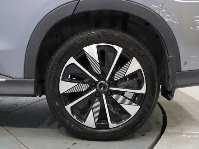 BYD Song PLUS — Фото автомобиля 21