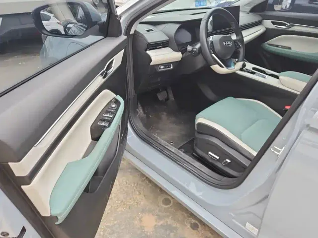 Geely Emgrand L — Фото автомобиля 9