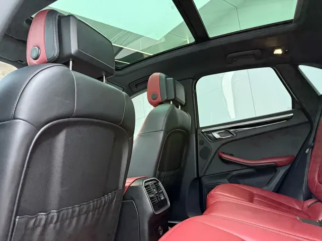 Porsche Macan — Фото автомобиля 9